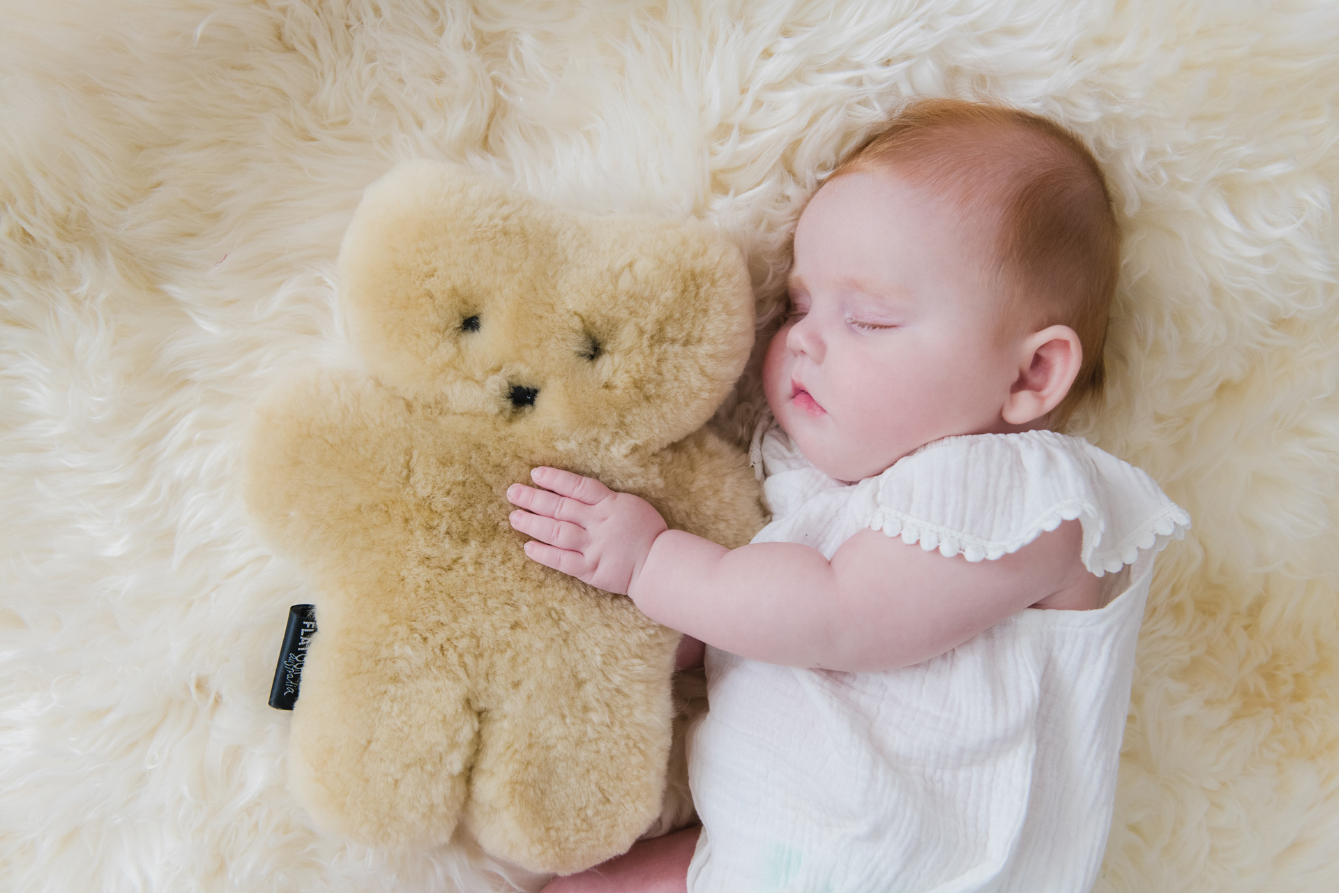 The Benefits of Sheepskin for Babies - FLATOUTbear find your baby ...