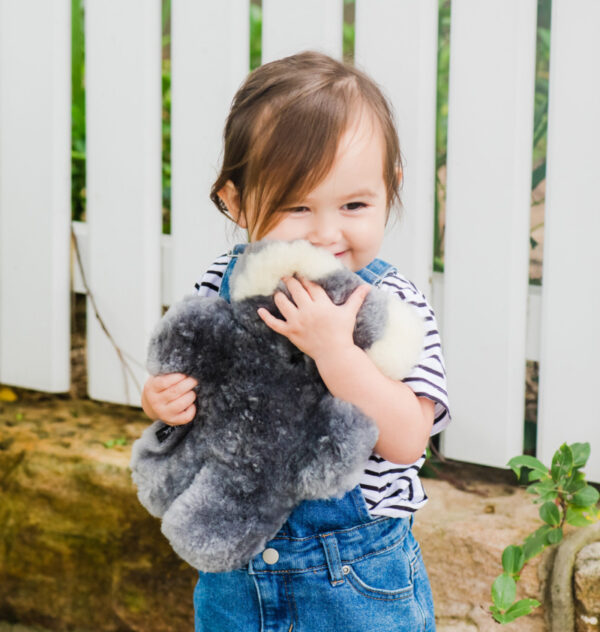 Benefits of Having a Teddy Bear - FLATOUTbear