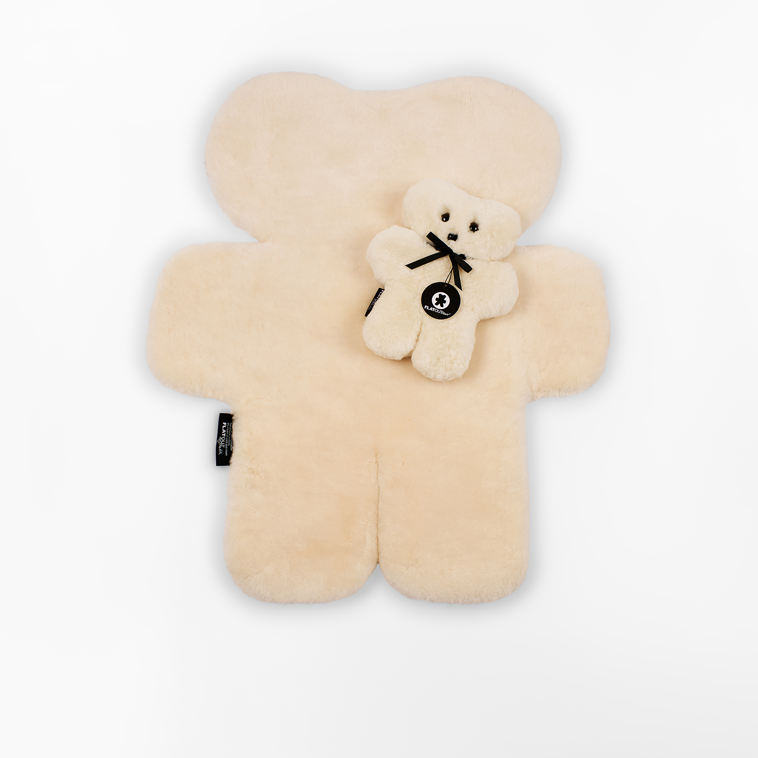FLATOUTbear Rug Milk